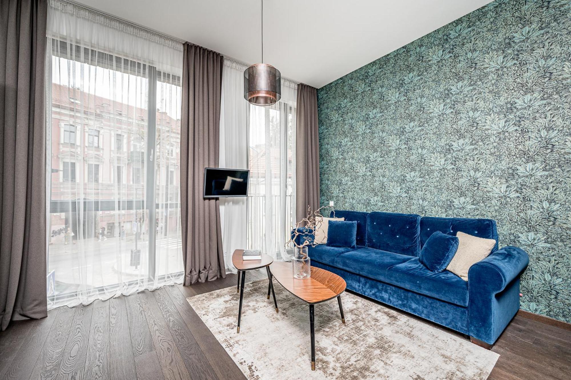 Old-town Renaissance Aparthotel